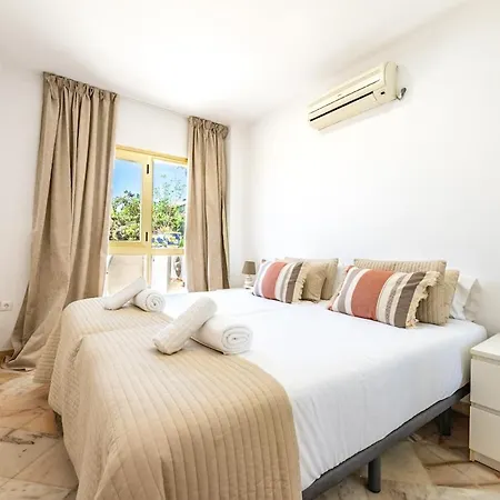 Apartment Oleholidays 805 Romana Frente Al Mar